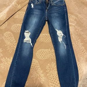 Rock & Republic. Size 4. Crop.